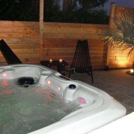 Casa Louise Suites And Spas Privatifs Sainte-Maxime Esterno foto
