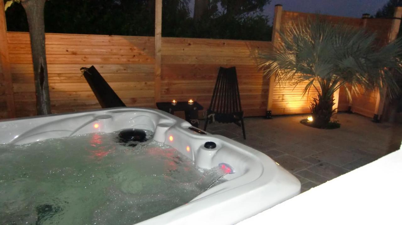 Casa Louise Suites And Spas Privatifs Sainte-Maxime Esterno foto